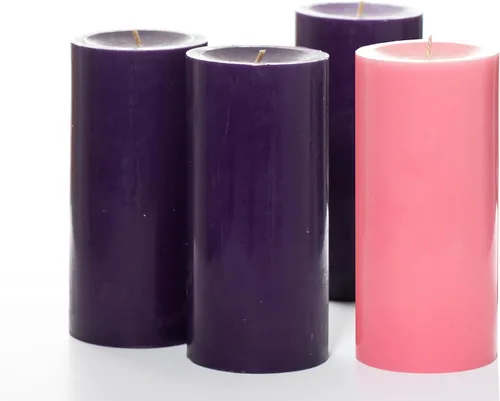 Vista 50 de Richland® Juego de 20 velas de pilar de 2 x 3 pulgadas, color marfil sin perfume