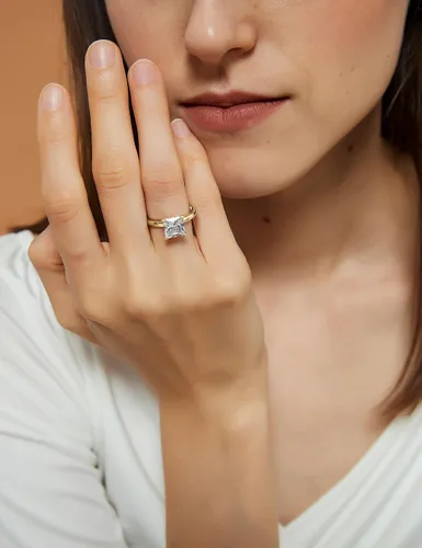 Vista 6 de EAMTI Anillos de compromiso de plata de ley 925 de 2 quilates, corte princesa, circonita cúbica, anillos de promesa de boda para ella latón-oro