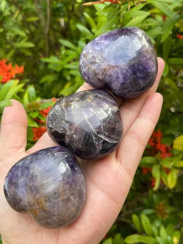 Vista 6 de Corazón hinchado de piedras preciosas al por mayor, corazones hinchados de piedras preciosas pulidas, piedra de palma de cristal, corazón de cristal