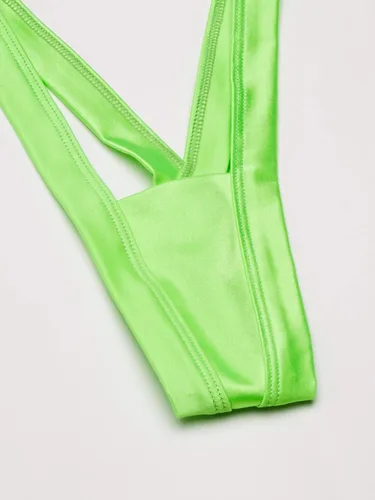 Vista 4 de BodyZone Tanga con espalda de corazón