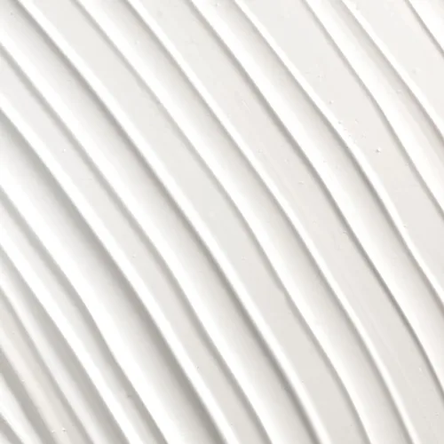 Vista 6 de L'Oréal Paris - Máscara Voluminosa para Pestañas con Imprimación Acondicionadora, Blanco, 0.24 fl oz, 1 unidad