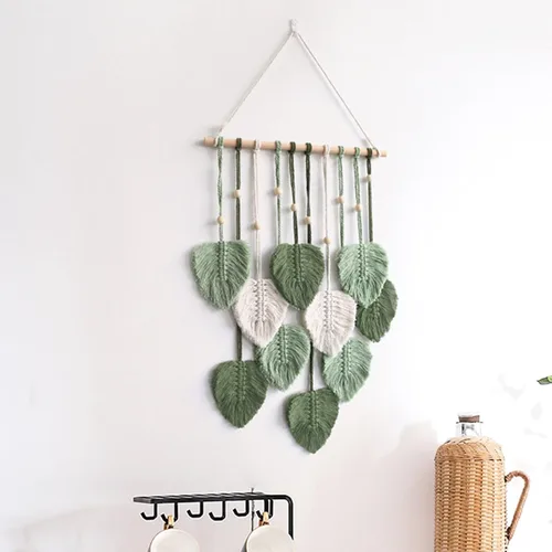 Vista 2 de Juaugusep Tapiz de macramé para colgar en la pared, tapiz tejido bohemio chic para decoración del hogar, moderno, hecho a mano, con plumas de hojas