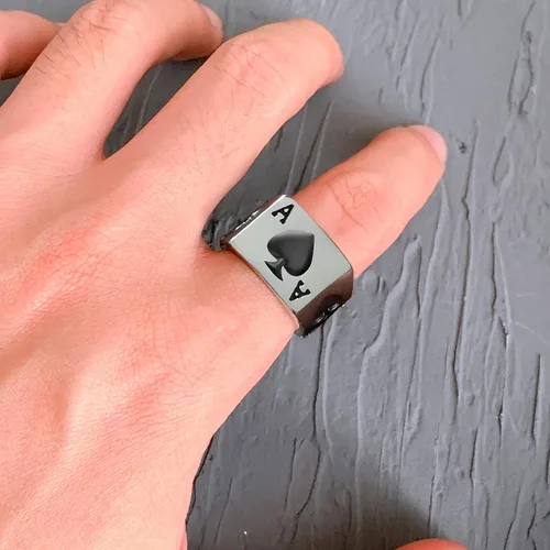 Vista 5 de Anillo de acero inoxidable JAJAFOOK para hombre, póquer, negro plateado, tamaños 6 14