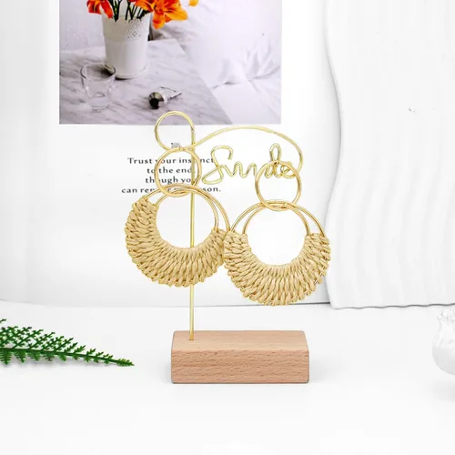 Vista 6 de Ronglry Aretes bohemios de ratán de rafia para mujeres y niñas, ligeros, hechos a mano, de mimbre trenzado, grandes, divertidos, modernos, regalos