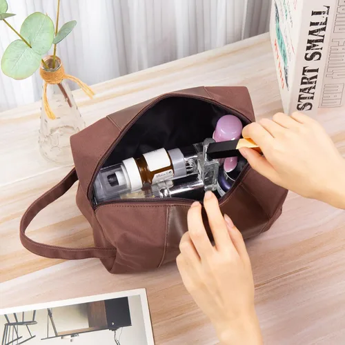 Vista 5 de Jeweidea Bolsa de aseo personalizada con nombre inicial, kit de Dopp con lona de piel sintética, organizador de baño de viaje con monograma