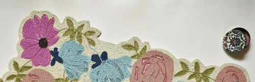 Vista 7 de Camino de mesa hecho a mano con cuentas con diseño de pájaros, multicolor, camino de mesa de primavera para casa de campo, decoración de mesa