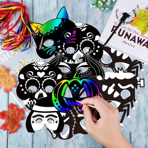 Vista 6 de Natonhi 32 piezas de manualidades de Halloween para niños, máscara para rascar arco iris, juegos de Halloween, arte y manualidades, kit de Halloween