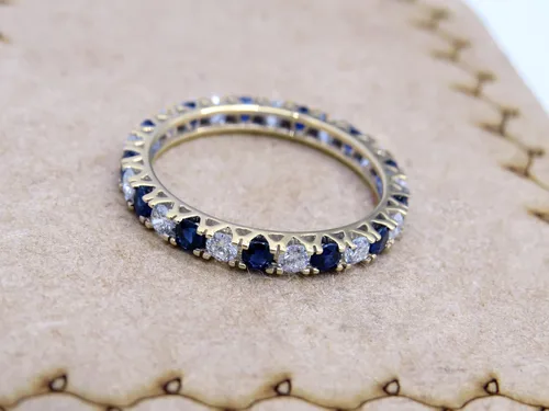 Vista 4 de Dazzlingrock Collection 2.3mm Each Alternate Round Blue Sapphire & White Diamond Eternity Wedding Anniversary Ring Band for Her in Gold