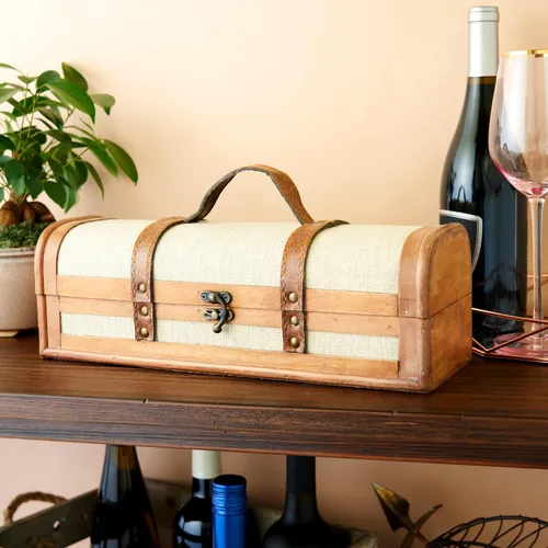 Vista 5 de Twine Caja de regalo vintage para botella de vino, caja de vino de madera con tapa y asa, madera, piel sintética, latón, tela, capacidad para 1