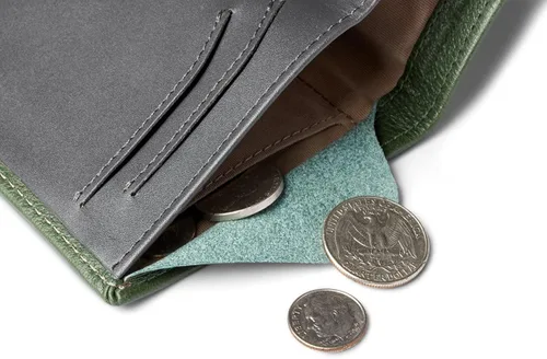 Vista 5 de Bellroy Note Sleeve ediciones RFID disponibles billetera de cuero fino máx 11 tarjetas y dinero