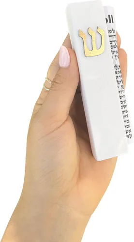 Vista 8 de A&S Mezuzot Funda de mezuzá de hormigón con desplazamiento, fácil instalación de despegar y pegar, funda protectora duradera para bendiciones y Gris