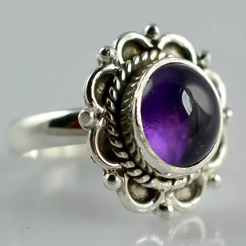 Vista 3 de Navya Craft Anillo de amatista, plata de ley 925, anillo de promesa para mujer, piedra preciosa redonda de amatista natural, joyería hecha a mano