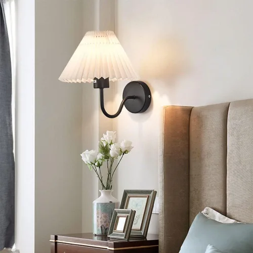 Vista 2 de Lámpara de pared de tela plisada, linterna de pared nórdica para interiores, elegante apliques de pared de cabecera única, lámpara de pared de lino