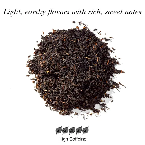 Vista 2 de iLOLA Discos de té de hojas sueltas Strawberry Seduction No. 16 Cosas favoritas de Oprah 2022 Té negro keniano con fresa natural y chocolate