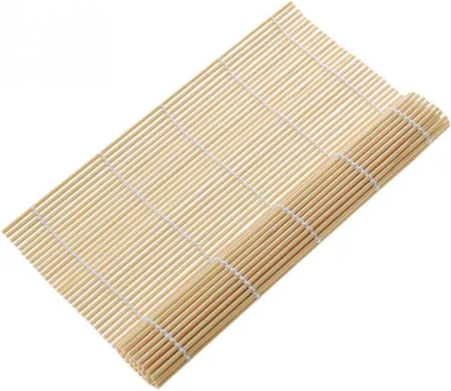 Vista 3 de GARASANI Paquete de 2 kits de fabricación de sushi de bambú, 2 tapetes de bambú natural, 1 cepillo de cocina, 9.4 x 9.4 pulgadas (beige)