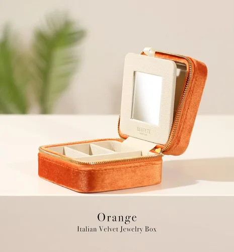 Vista 2 de BLUTETE Joyero de viaje organizador de terciopelo con anillos de espejo, aretes, collares, caja organizadora de almacenamiento (naranja)