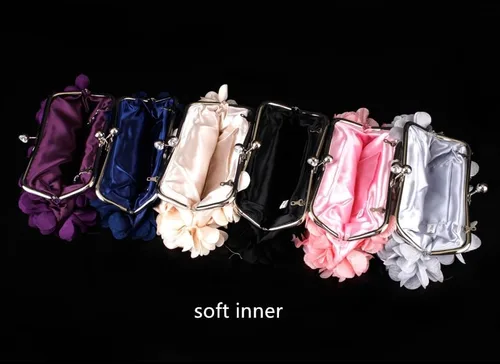 Vista 9 de Bolso de noche para mujer, diseño floral, para boda, baile de graduación, beso
