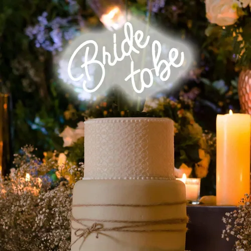 Vista 6 de Letrero LED de neón de Bride to Be reutilizable, decoración de pared de neón, fiesta de compromiso Letras blancas de luces de neón para despedida
