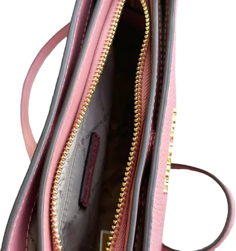 Vista 7 de Michael Kors Trisha - Bolso bandolera mediano con triple compartimento, piel rosa, Rosa
