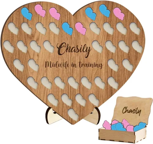 Vista 7 de Contador de nacimiento personalizado para estudiantes partera con 50 espacios para bebés, tablero de madera en forma de corazón