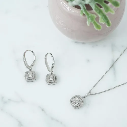 Vista 7 de Timeless Love Juego de aretes colgantes cuadrados de diamante de 14 CTTW en oro amarillo pulido sobre plata de ley o plata de ley, joyería delicada