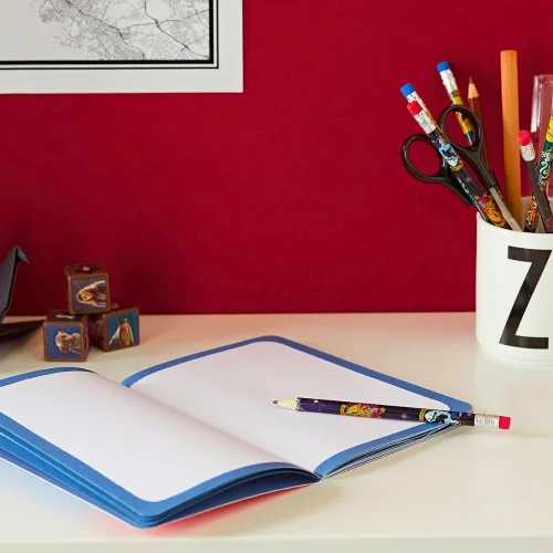 Vista 3 de Lápices mágicos de diseño de Harry Potter (8 piezas) - Impresionantes y únicos, perfectos para la escuela, fiestas y regalos de fanáticos mágicos