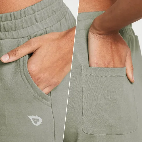 Vista 3 de BALEAF Bermudas para mujer, de algodón, casuales, de verano, hasta la rodilla, para descansar, caminar, hacer ejercicio, con bolsillos