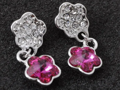 Vista 3 de Alilang Aretes colgantes de flor floral de cristal de tono plateado