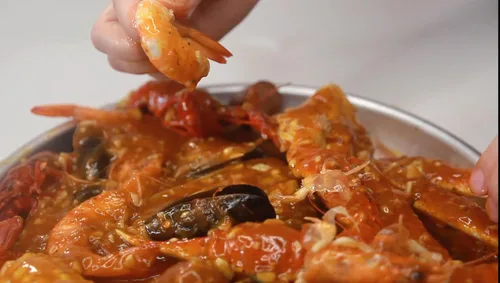 Vista 3 de Juicy Shrimp Shack Salsa de mariscos cajún, salsa de inmersión cajún, mezcla de salsa de condimento cajún, hervir mariscos