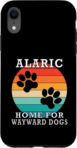 Vista 25 de Alaric Home for Wayward Dogs Family Name Case for iPhone 17