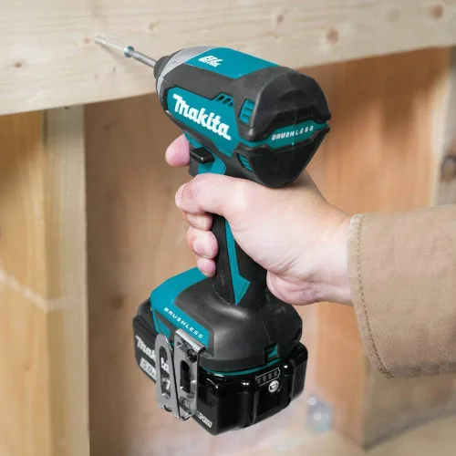 Vista 8 de Makita XT447T 18V LXT Kit combinado inalámbrico sin escobillas de iones de litio (4 piezas)