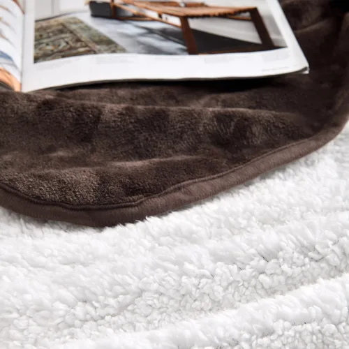 Vista 4 de Manta impermeable para cama, sofá, manta líquida suave a prueba de orina para perro, cachorro, gato, protector reversible de vellón Sherpa