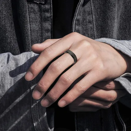 Vista 4 de THUNARAZ Anillo de titanio de acero inoxidable para la ansiedad para mujeres y hombres anillos giratorios negros para la ansiedad juego de anillos