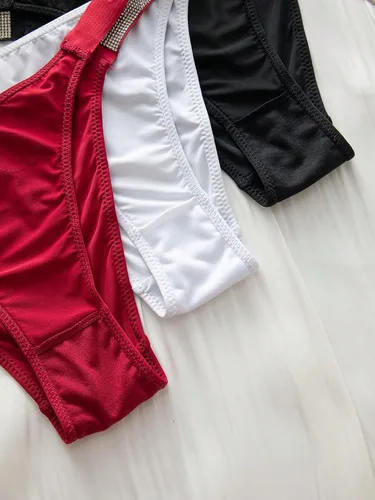 Vista 5 de GORGLITTER Bragas de tanga de 3 piezas para mujer, con estampado de letras y diamantes de imitación, ropa interior de tiro bajo