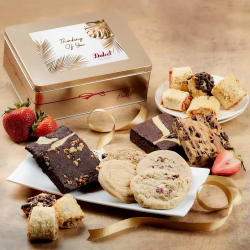 Vista 16 de Dulcet - Cesta de regalo gourmet con variedad de pasteles en una elegante caja de lata ensamblada, lata única de regalo para el padre para papá