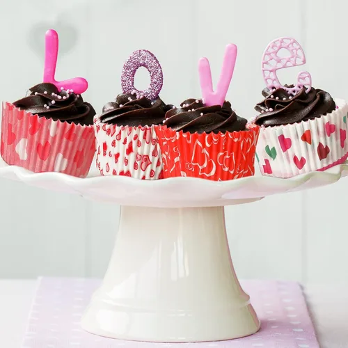 Vista 2 de 600 forros para cupcakes para el día de San Valentín, moldes de papel para hornear, papel para manualidades, con patrón de corazón, vasos