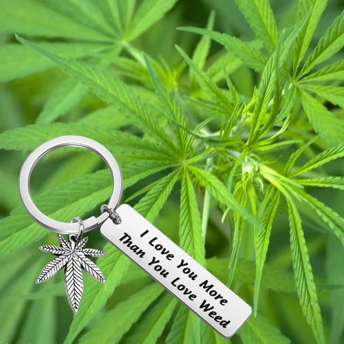 Vista 6 de FOTAP 420 regalo de joyería de marihuana con texto en inglés "I Love You More Than You Love", llavero de marihuana para novio (marihuana s), acero