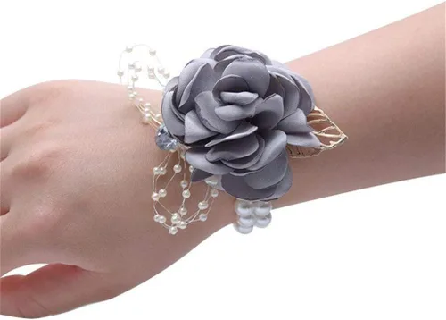 Vista 8 de Ramillete de muñeca para dama de honor para niña, flor de muñeca de seda nupcial con cuentas de perlas de imitación, pulsera elástica de hoja de oro