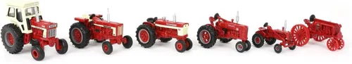 Vista 3 de ERTL 1/64 Edición Limitada Farmall 100th Anniversary Juego de tractor fundido a presión para mayores de 14 años, incluye Farmall 100, F-20, M, 560