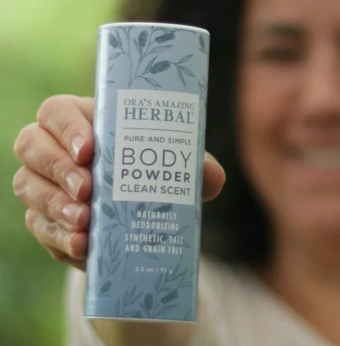 Vista 4 de Polvo corporal natural Ora's Amazing Herbal sin talco para mujeres, paquete variado con aceites esenciales, sin talco ni maíz, sin granos, polvo
