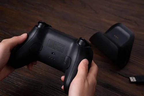 Vista 5 de 8Bitdo Ultimate 2.4G Wireless Controller, Hall Effect Joystick Update, Gaming Controller with Charging Dock for PC, Android, Steam Deck & Apple