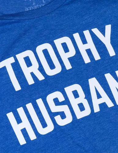 Vista 5 de Esposo trofeo - Camiseta divertida con broma de esposo, papá, novio, humor de aniversario de matrimonio para hombres