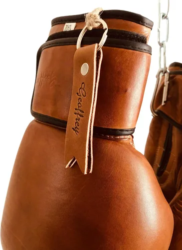 Vista 3 de Guantes de boxeo versión PRO de 12 onzas Cuero marrón antiguo entrenamiento MMA vintage Retro by GEOFFREY