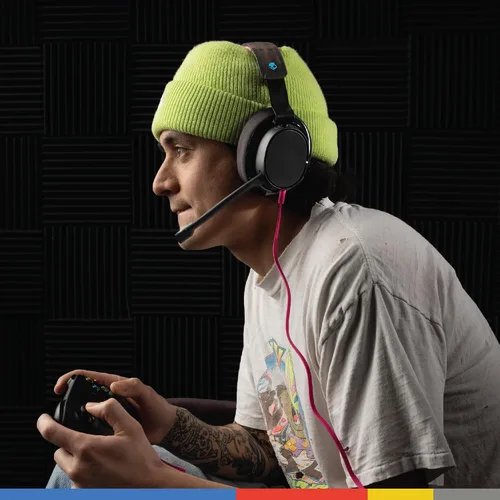 Vista 6 de Auriculares para videojuegos Skullcandy SLYR Pro multiplataforma con cable, micrófono removible, diseño liviano, almohadillas de espuma