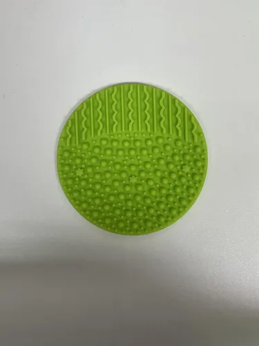 Vista 2 de YalsFTY - Limpiador de brochas de maquillaje de silicona, 2 piezas, herramienta de limpieza de almohadilla para cosméticos, función de doble cara