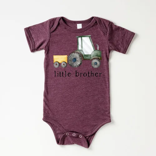 Vista 4 de Camisetas y mamelucos de tractor de granja Little Brother para hermanos revelan el anuncio del bebé