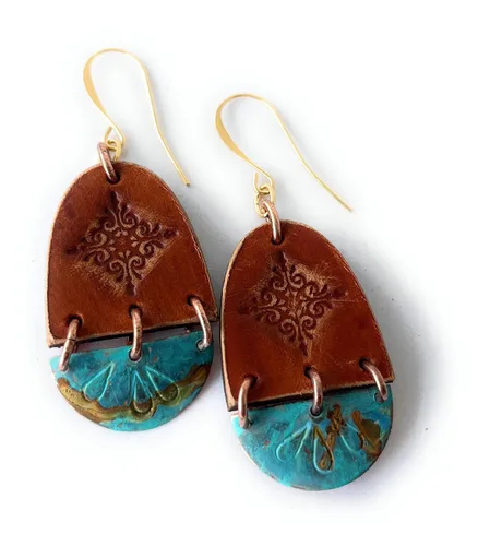 Vista 8 de Boho Leather Stamped Scroll & Turquoise Rust Copper Earrings (Sterling Silver Earwires)