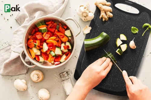 Vista 7 de Pak Juego de tablas de cortar, tabla de cortar, tablas de cortar de plástico para cocina, aptas para lavavajillas, sin BPA, grande, tabla de cortar