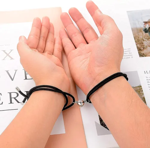 Vista 5 de Dlihc 2 pulseras para parejas para mujeres y hombres, pulseras de corazón para parejas, pulseras a juego para mejor amigo, novio y novia