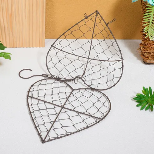 Vista 2 de GANAZONO Cesta colgante en forma de corazón de 8.26 pulgadas, maceta de alambre de metal para plantas suculentas y flores, para interiores